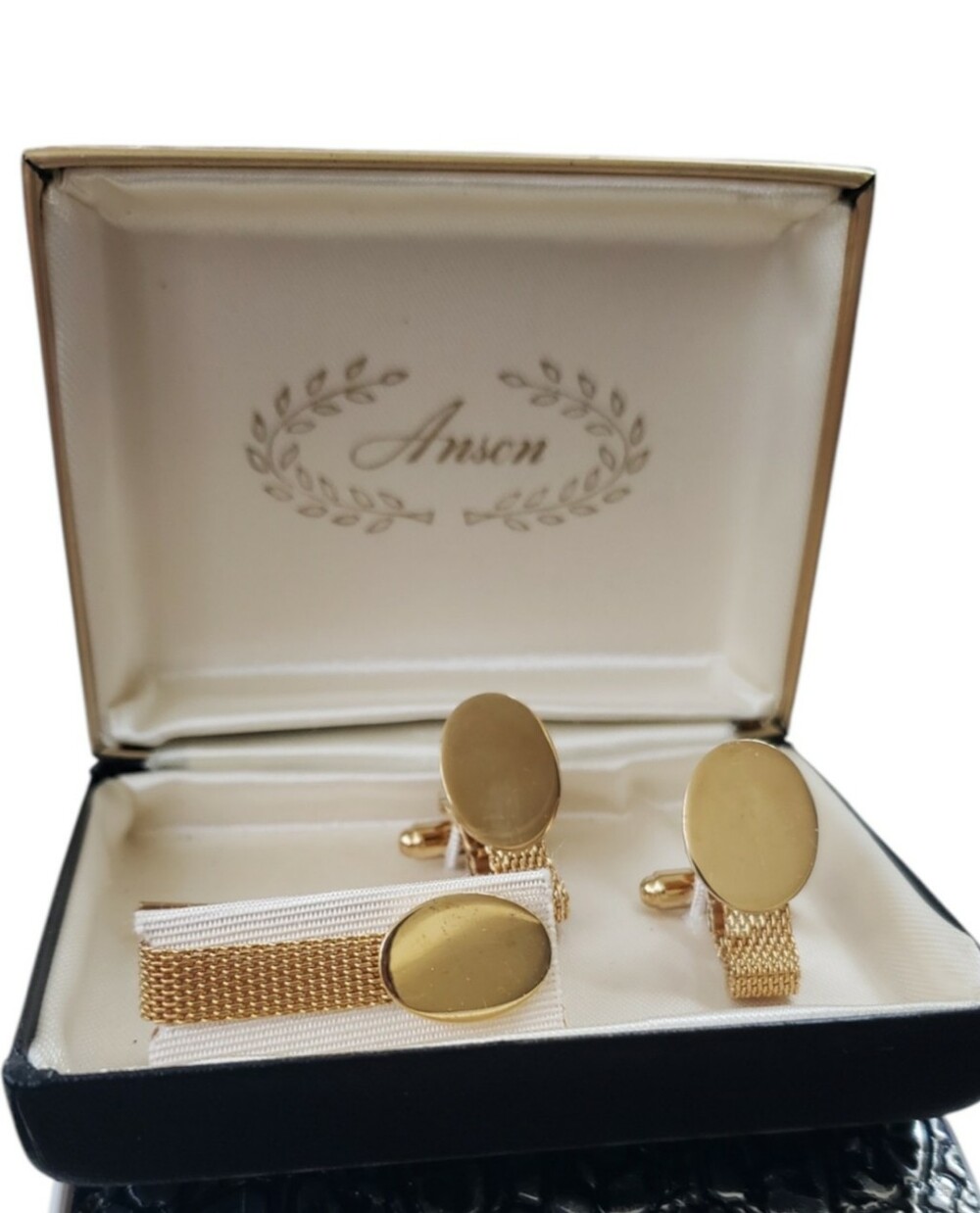 Vintage Anson Gold Cufflink Tie Bar Set